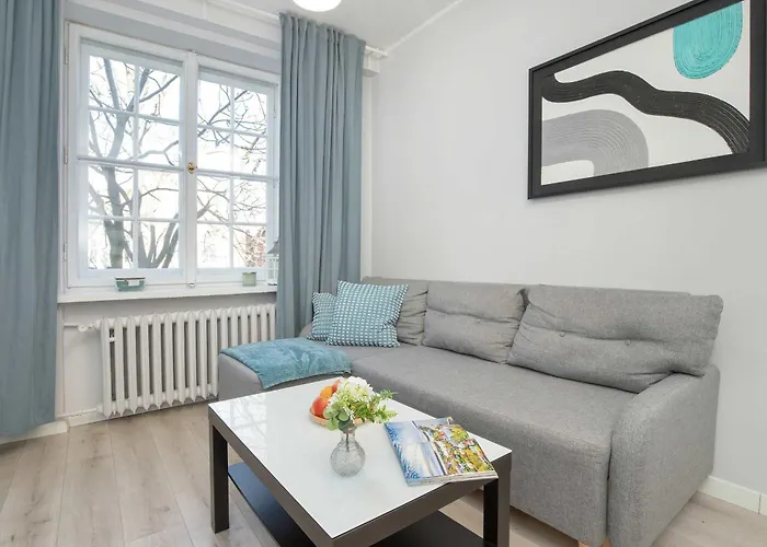 Jasny Apartament Z Parkingiem Glowne Miasto W Gdansku By Noclegi Renters